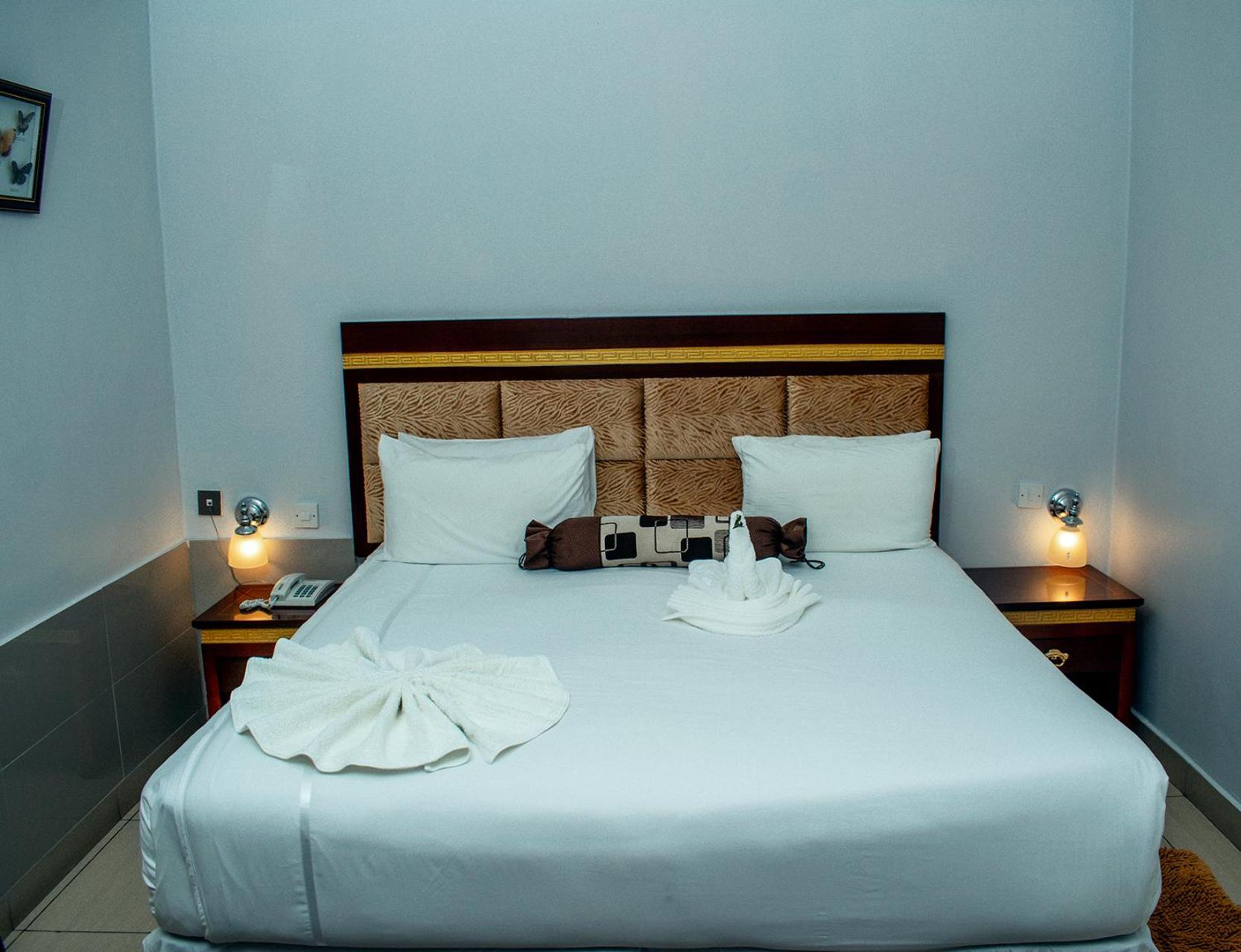 Dolar Lodges&Tours Maun Extérieur photo